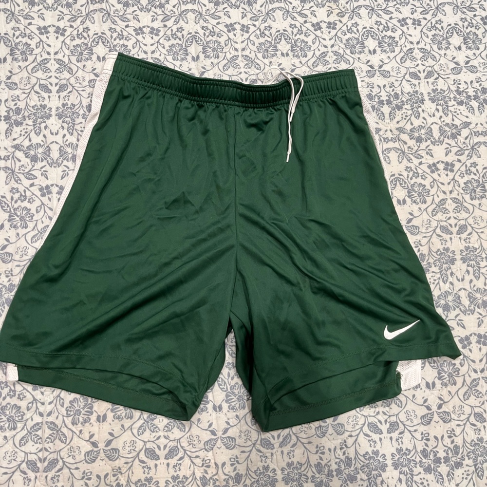 🔵Nike Kids Green Shorts with White Accents